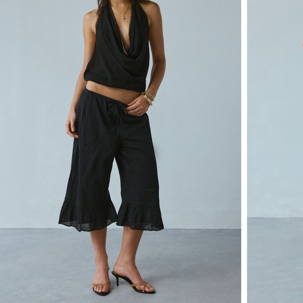 Urban Outfitters Ruffle Bloomer Capri Pant
